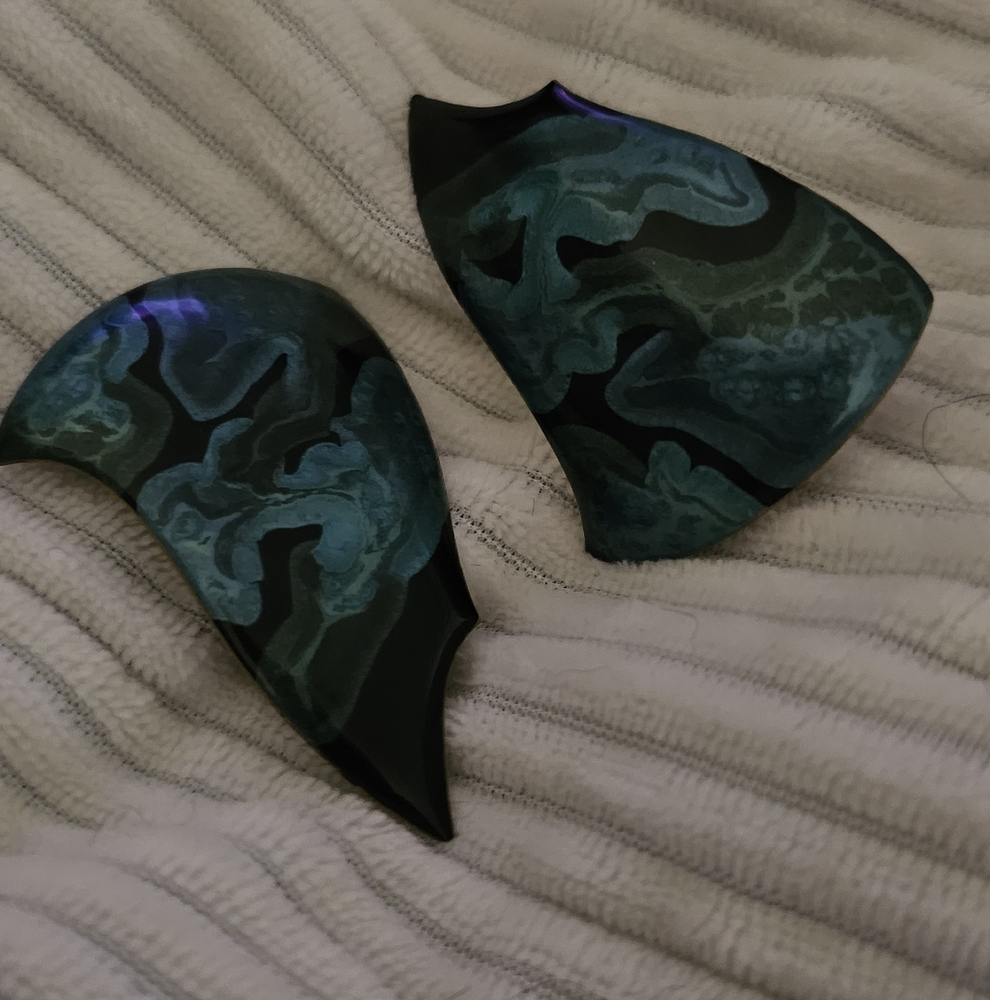 Vintage Berébi Paris Abstract Enamel Clip-On Earrings | Teal & Black Gold Tone |